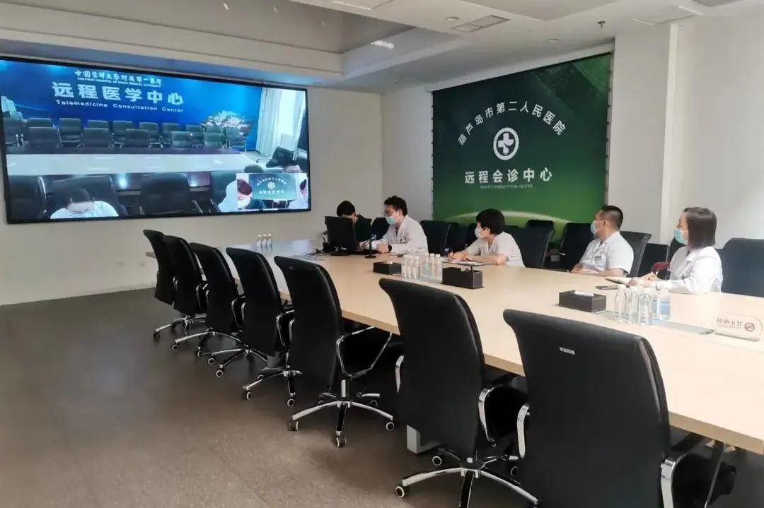 全省首家！中國醫(yī)科大學(xué)附屬第一醫(yī)院專家來“查房”，家門口享國內(nèi)優(yōu)質(zhì)醫(yī)療資源！(圖6)